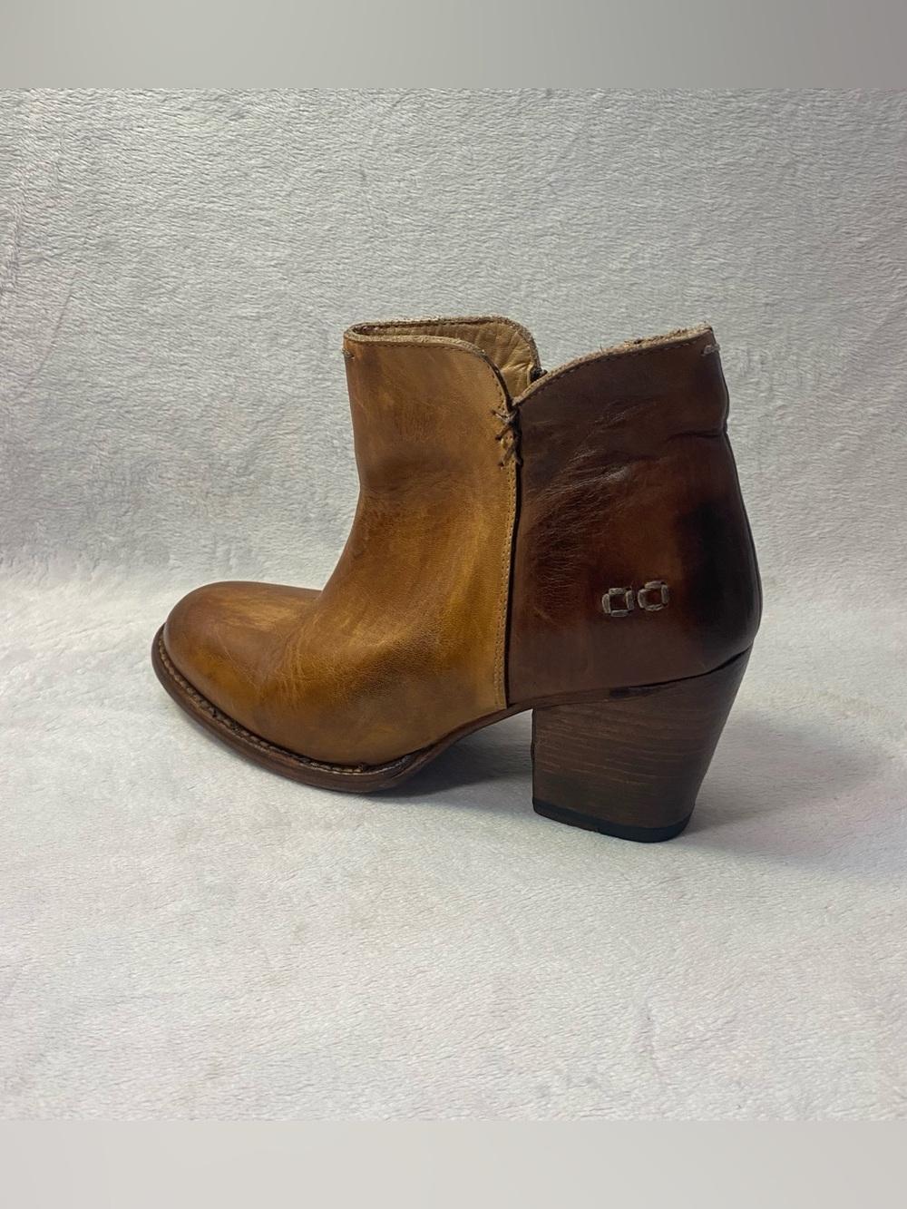 Bed Stu Women’s Yell Leather Ankle Boots Brown Two Toned Side Zip Size 7